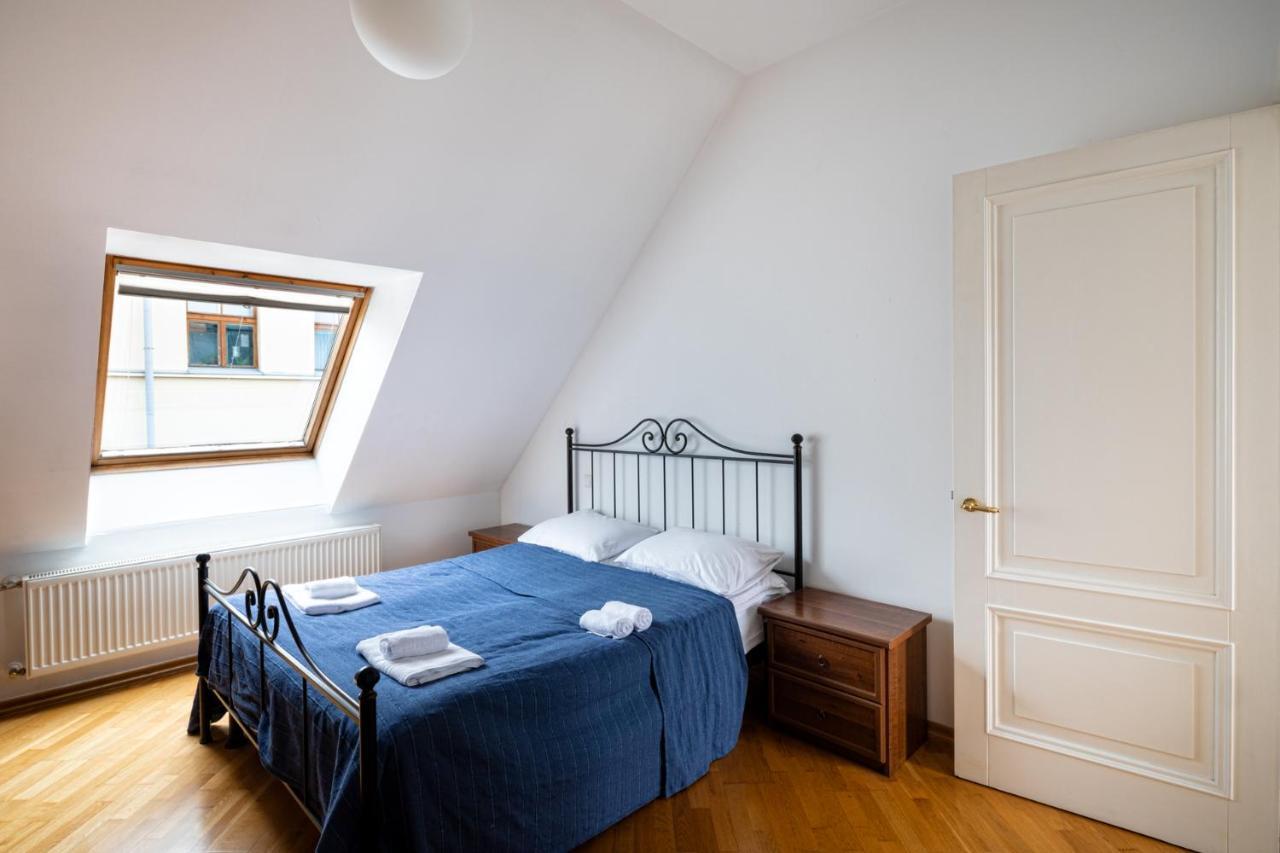 Old Riga Two Floor Palasta Loft Apartment With River View Екстер'єр фото